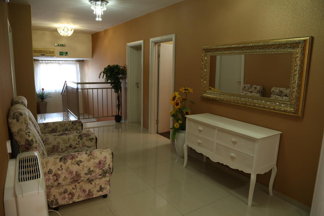 B&B Vila Bela Ruza Sremska Mitrovica Exterior photo